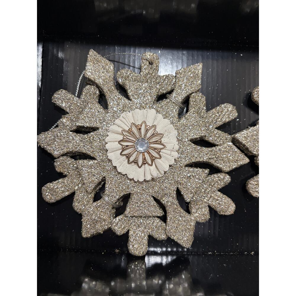Snowflake Christmas Decorations Ornaments Silver Dillards Trimmings Vtg Lot of 2 - Picture 5 of 9